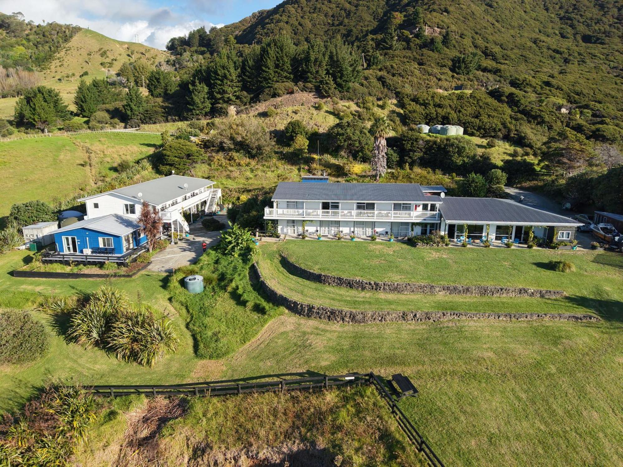 Lottin Point Motel Cape Runaway Екстер'єр фото